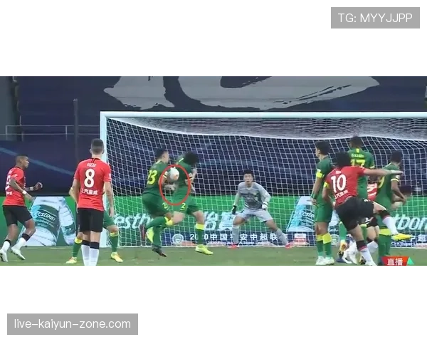 直接任意球判罚规则详解及裁判判定关键条件