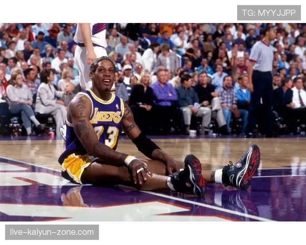 罗德曼拼抢统治力改变禁区格局