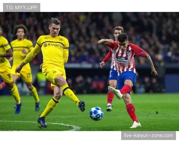 多特蒙德中场活力充足但控制力不足，球队中路组织局面承压，影响攻防转换稳定性