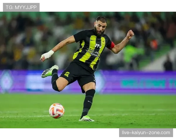 格里兹曼 vs 本泽马：法国进攻核心之争