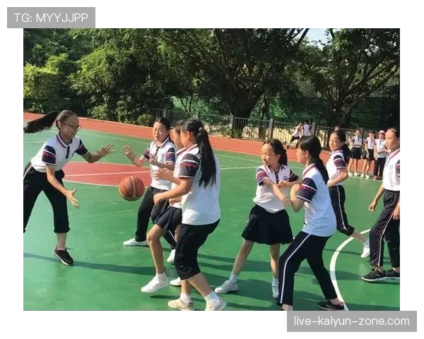 篮球比赛中换人规则全解读，搞懂换人时机与程序细节